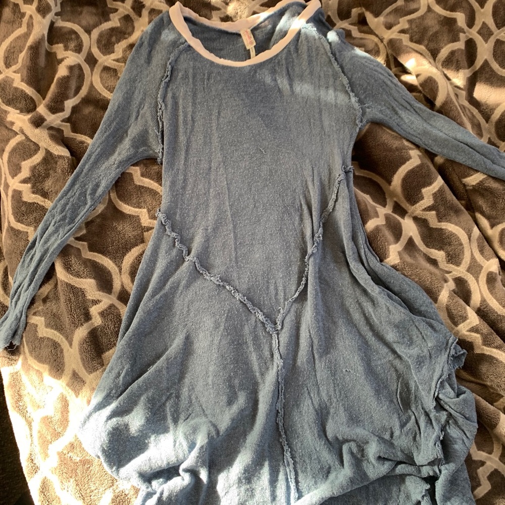 Free people breathable and soft tunic— pastel blue